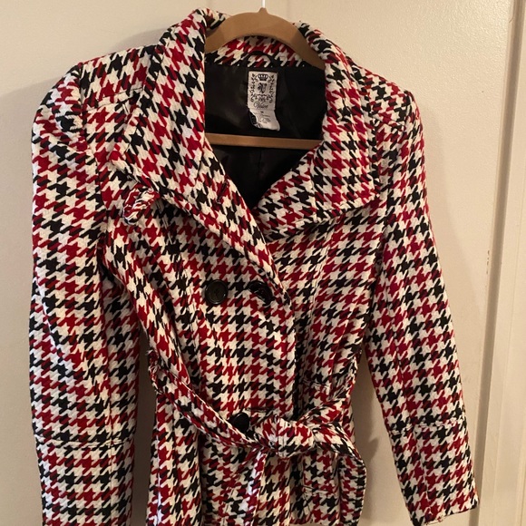 Women jacket, pant, skirts, suits sizes 2, 4 or 4P. $30-$40 or best offer. - Picture 5 of 16